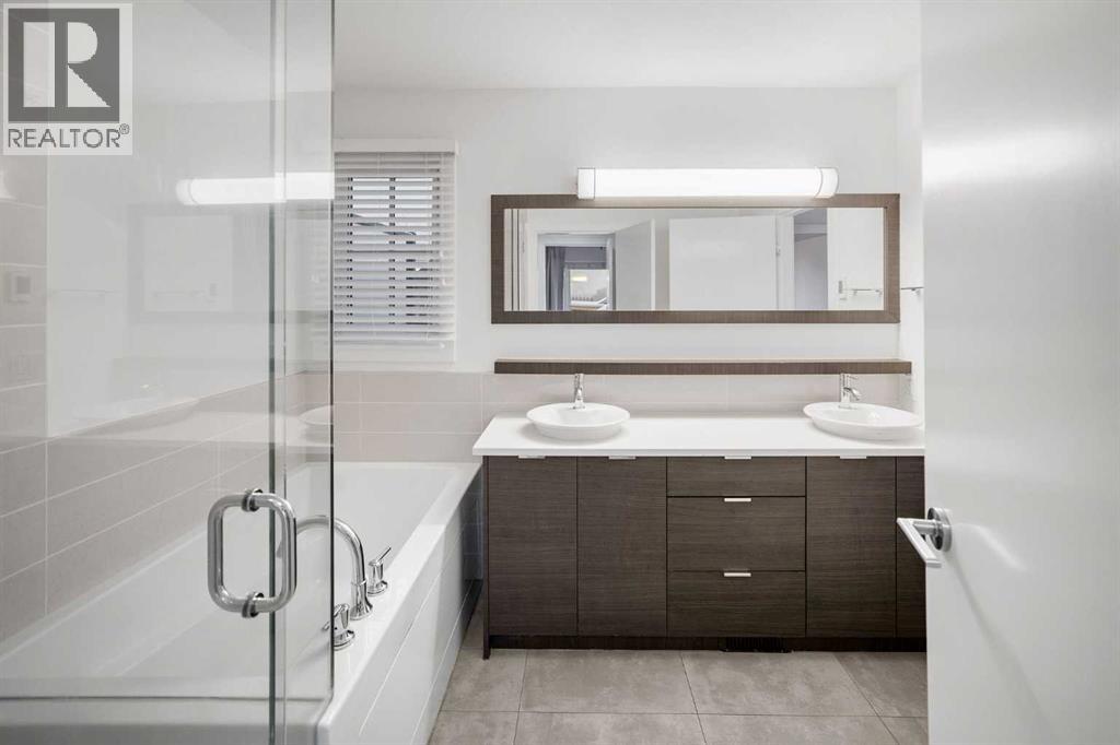 Single Family House for Sale in   A Street SW Bankview Calgary 