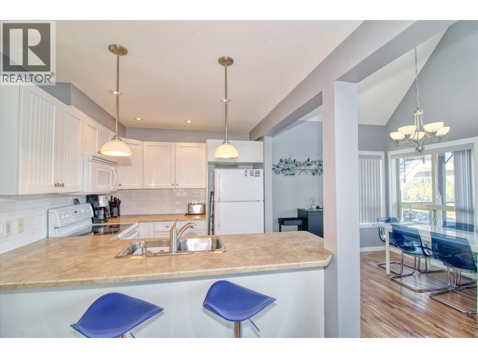 6933 Barcelona Drive Unit# 64, Kelowna