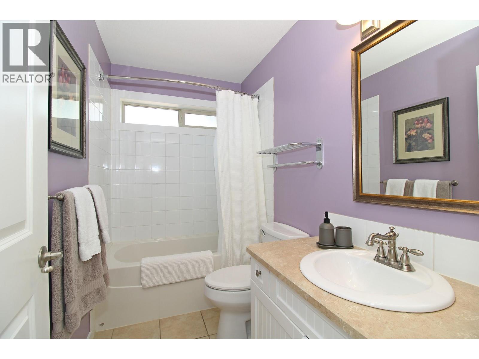 6933 Barcelona Drive Unit# 64, Kelowna