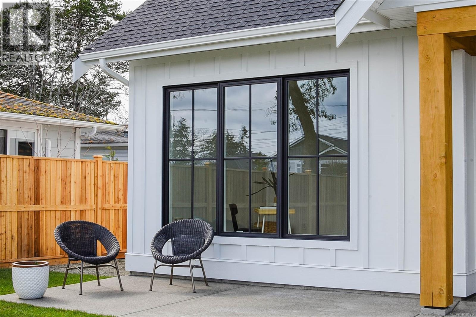 327 Wisteria St, Parksville