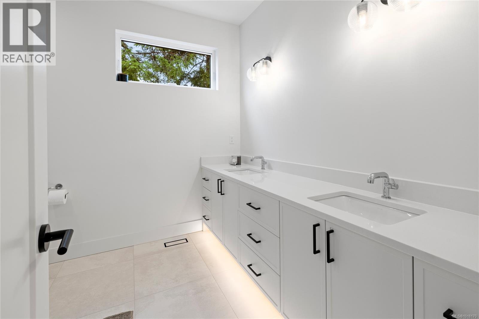 327 Wisteria St, Parksville