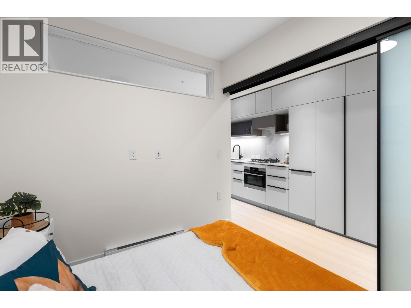 210 2015 ST. JOHNS STREET, Port Moody