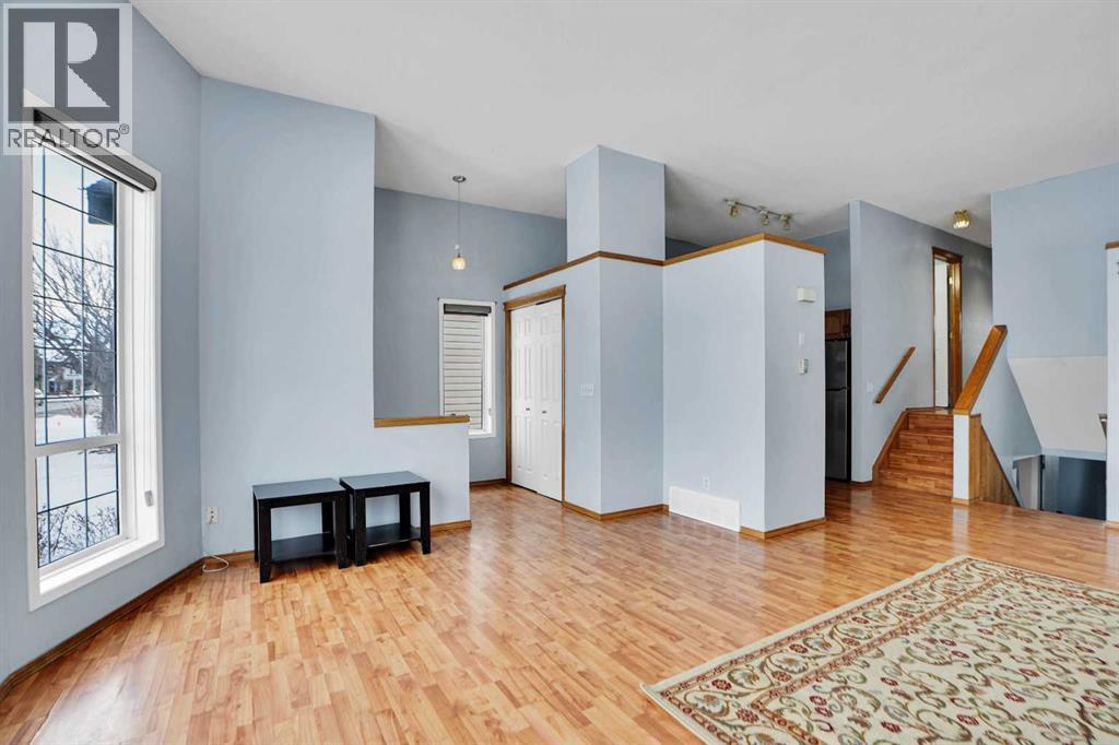 Single Family House 4 Level for Sale in  Martindale Drive NE Martindale Calgary 