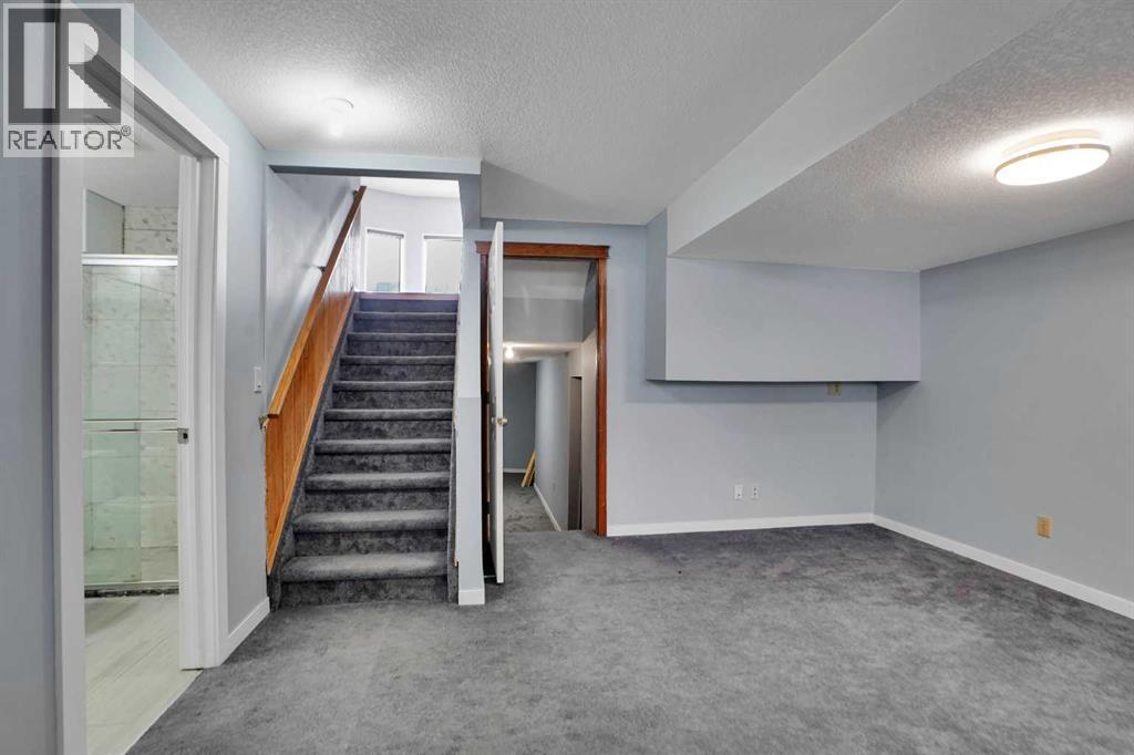 Single Family House 4 Level for Sale in  Martindale Drive NE Martindale Calgary 