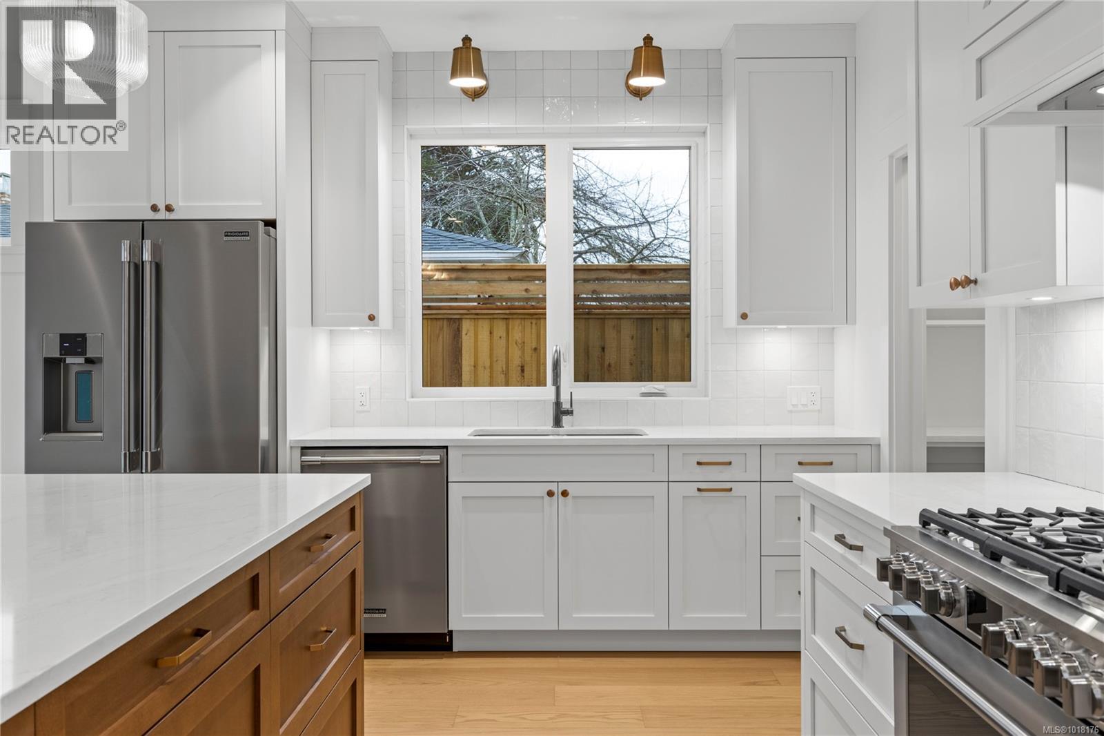 318 Willow St, Parksville