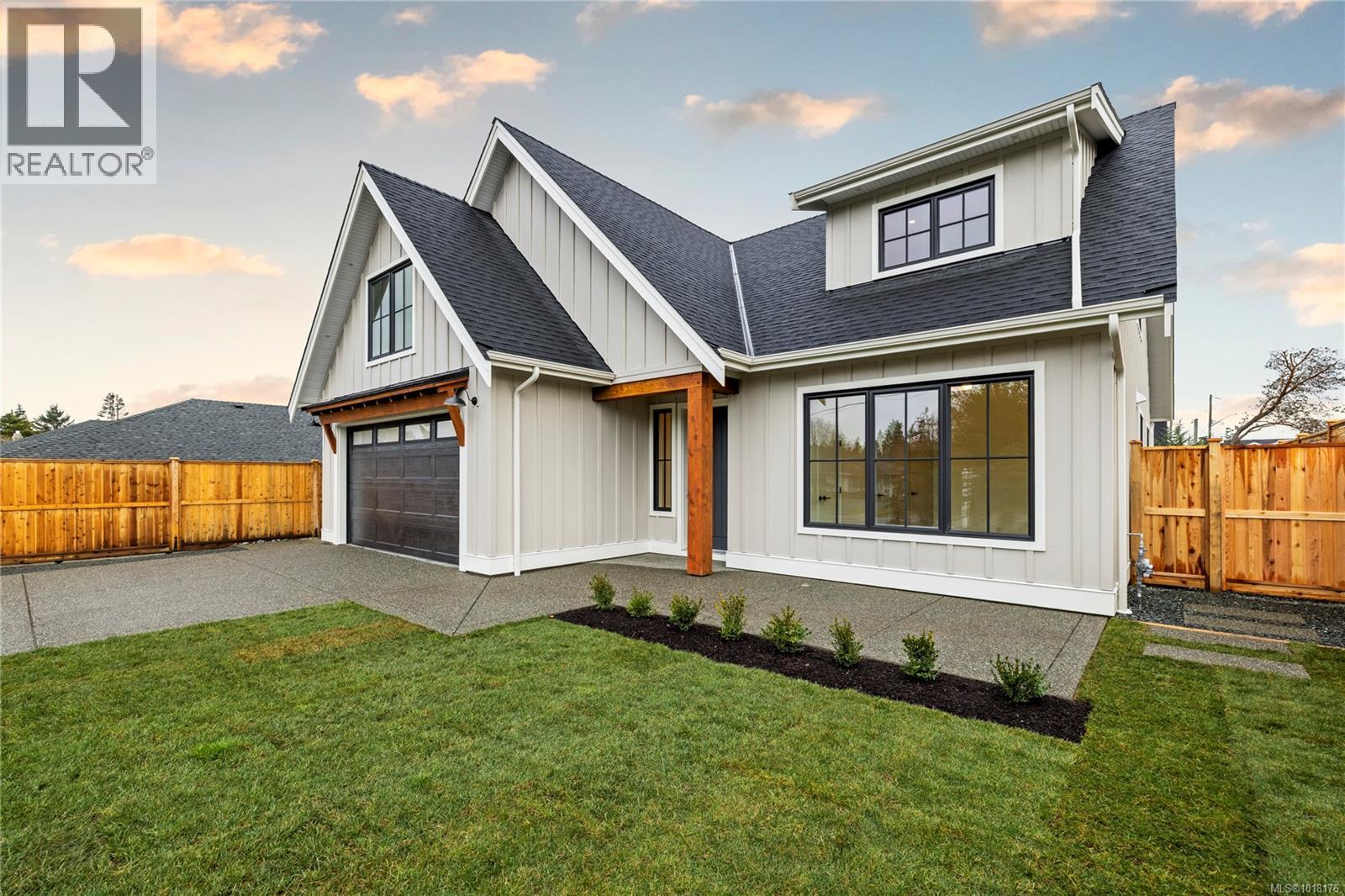 318 Willow St, Parksville