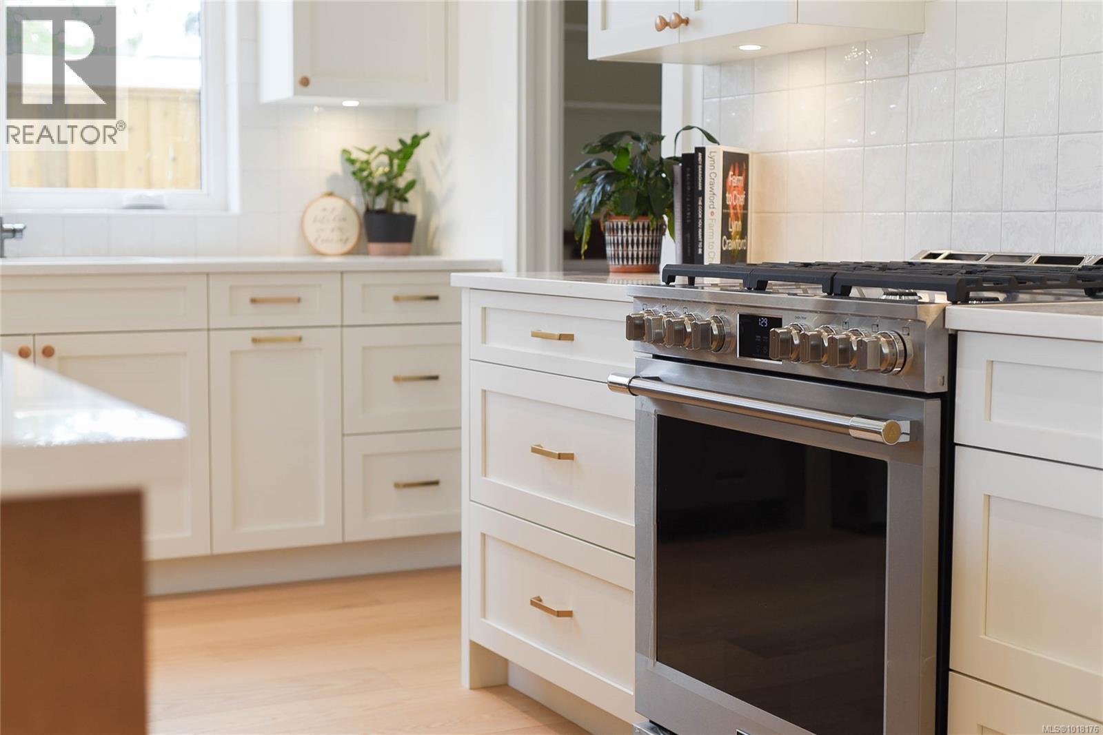 318 Willow St, Parksville