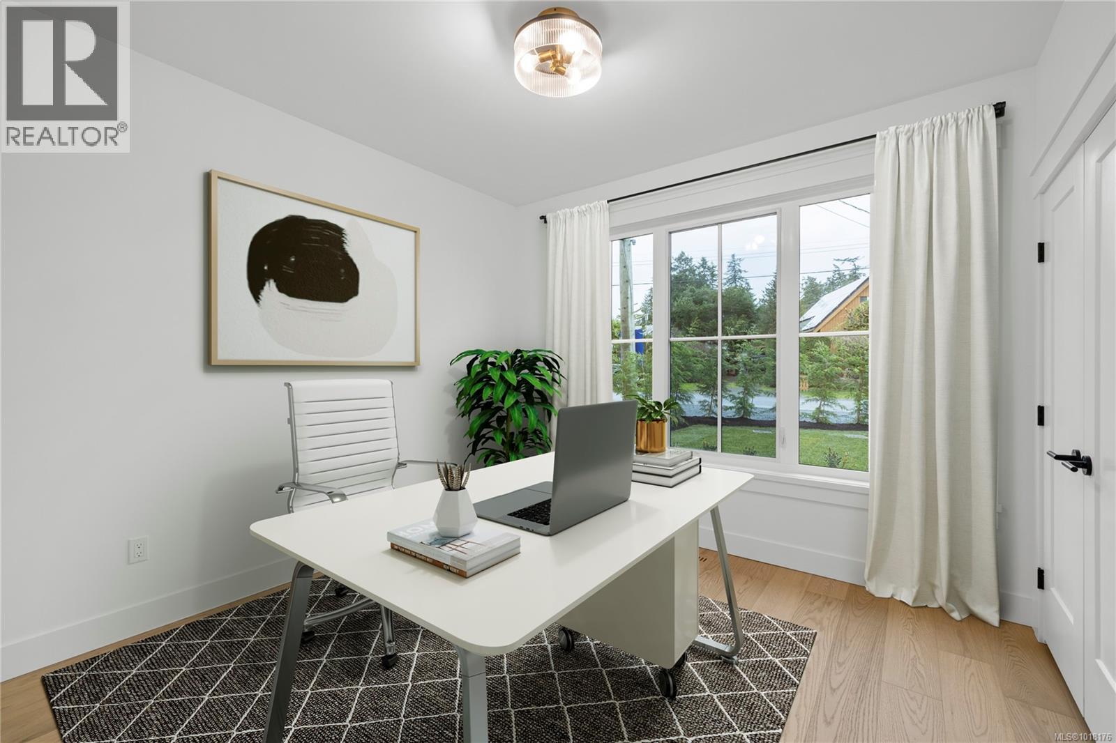 318 Willow St, Parksville