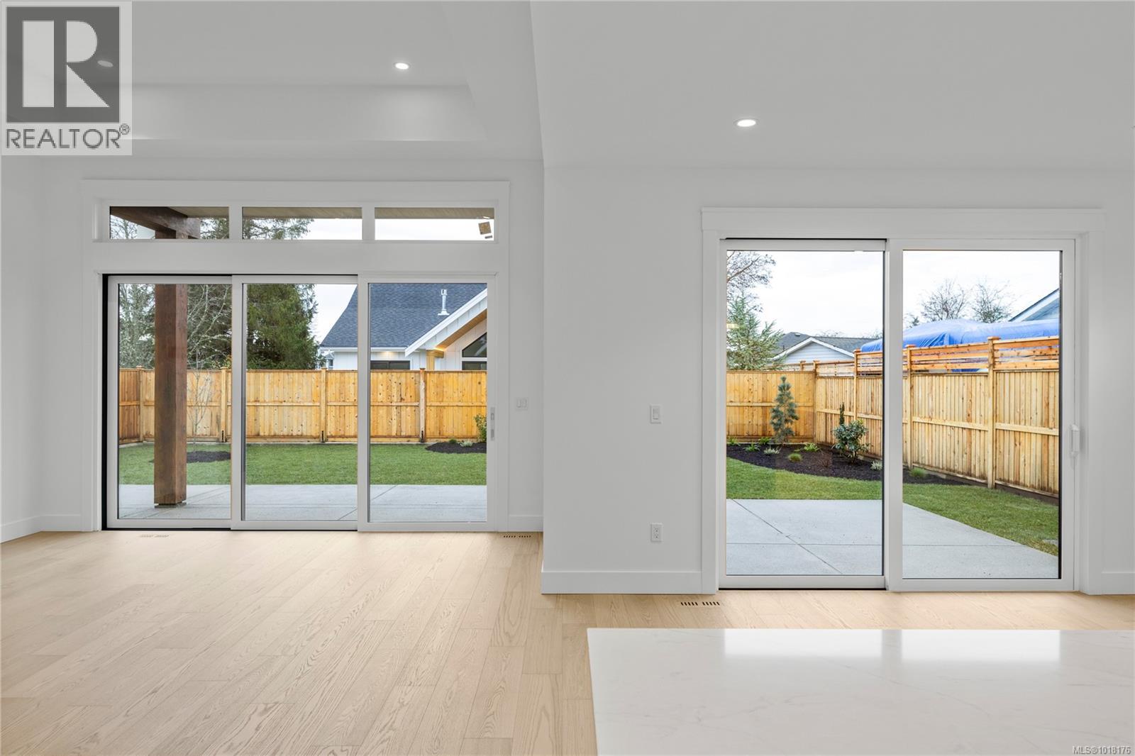 318 Willow St, Parksville