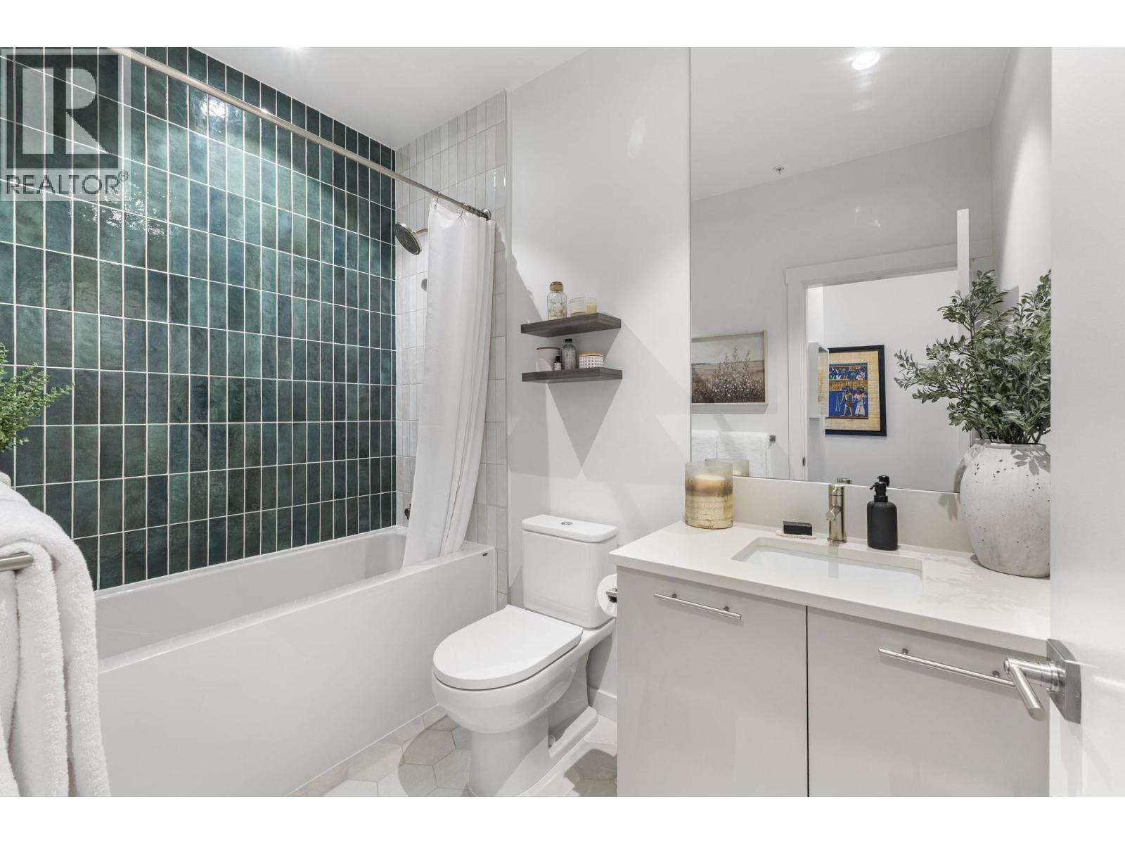 108 251 BOUNDARY BAY ROAD, Delta