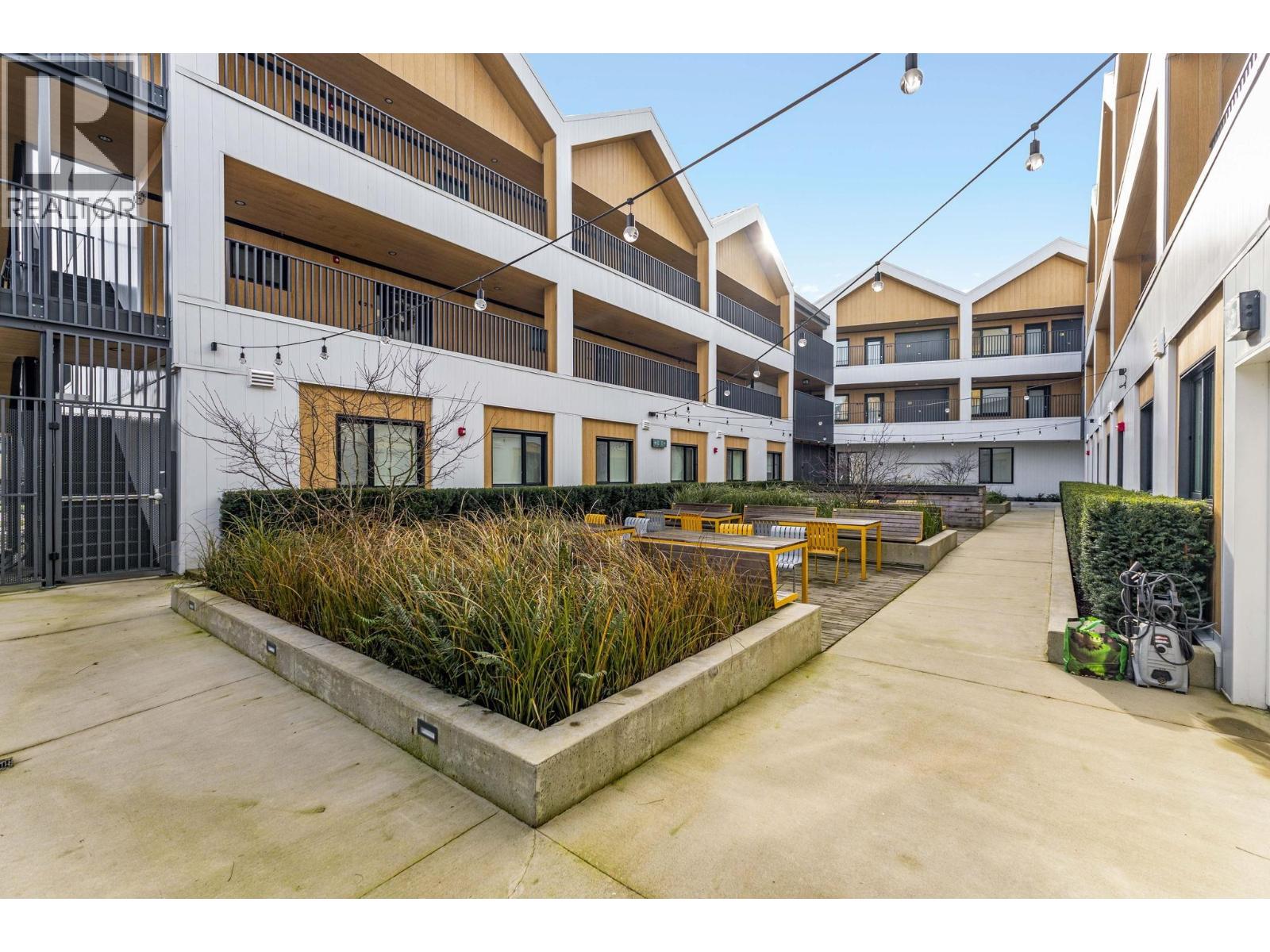 108 251 BOUNDARY BAY ROAD, Delta