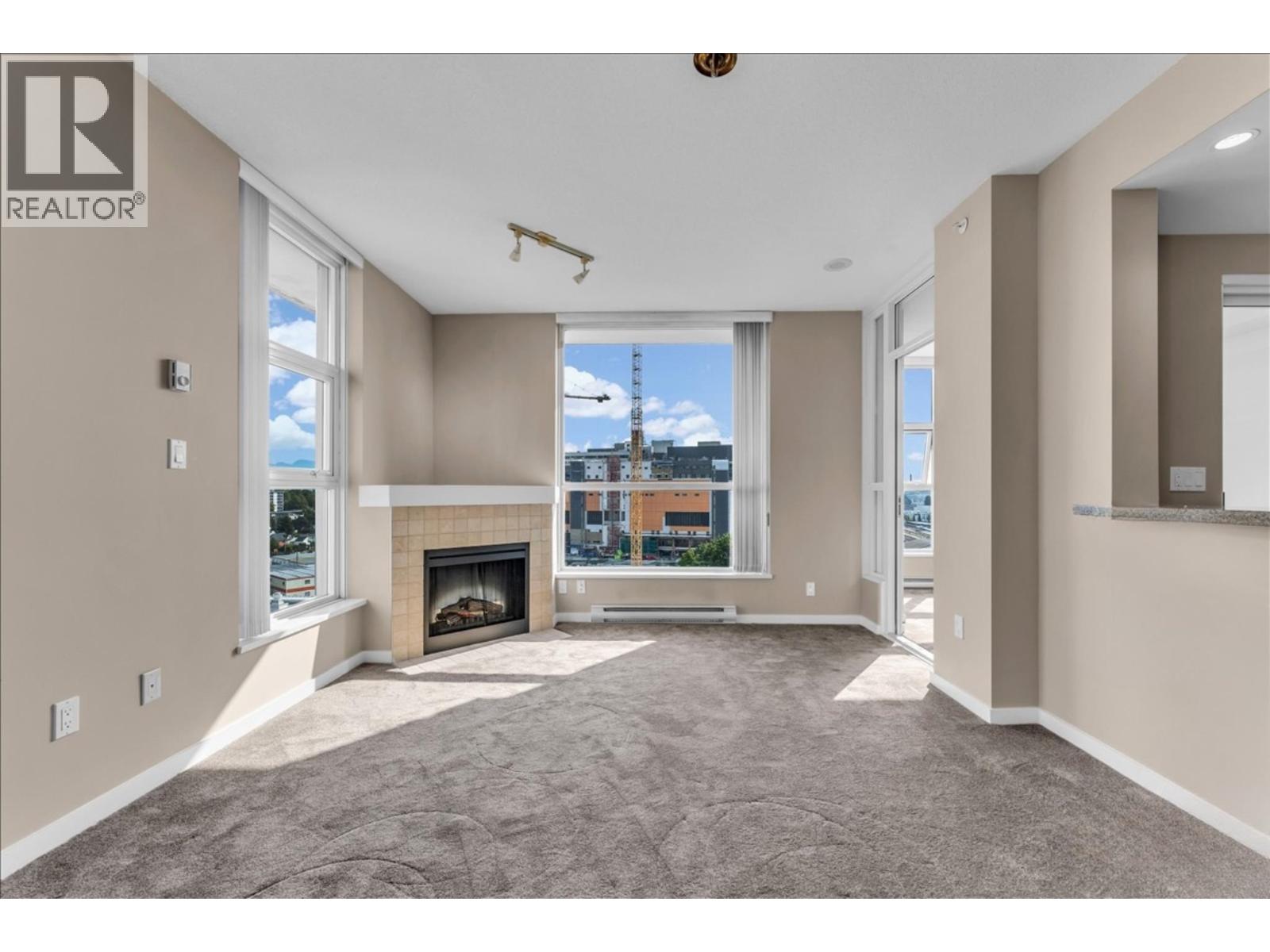 1202 189 NATIONAL Avenue - main photo