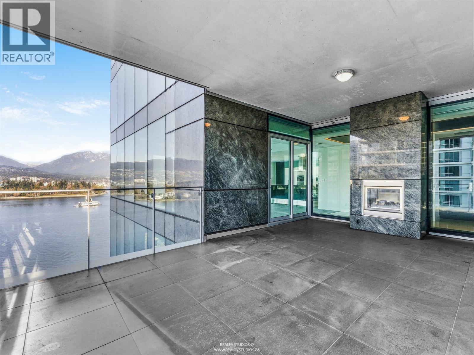 1301 277 THURLOW STREET, Vancouver