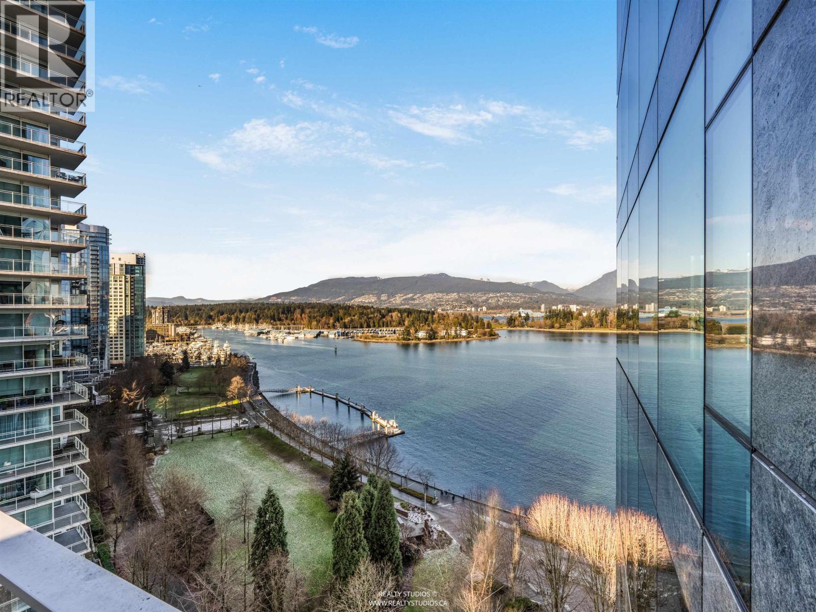 1301 277 THURLOW STREET, Vancouver