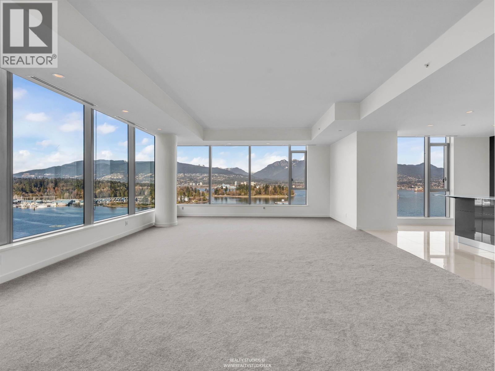 1301 277 THURLOW STREET, Vancouver