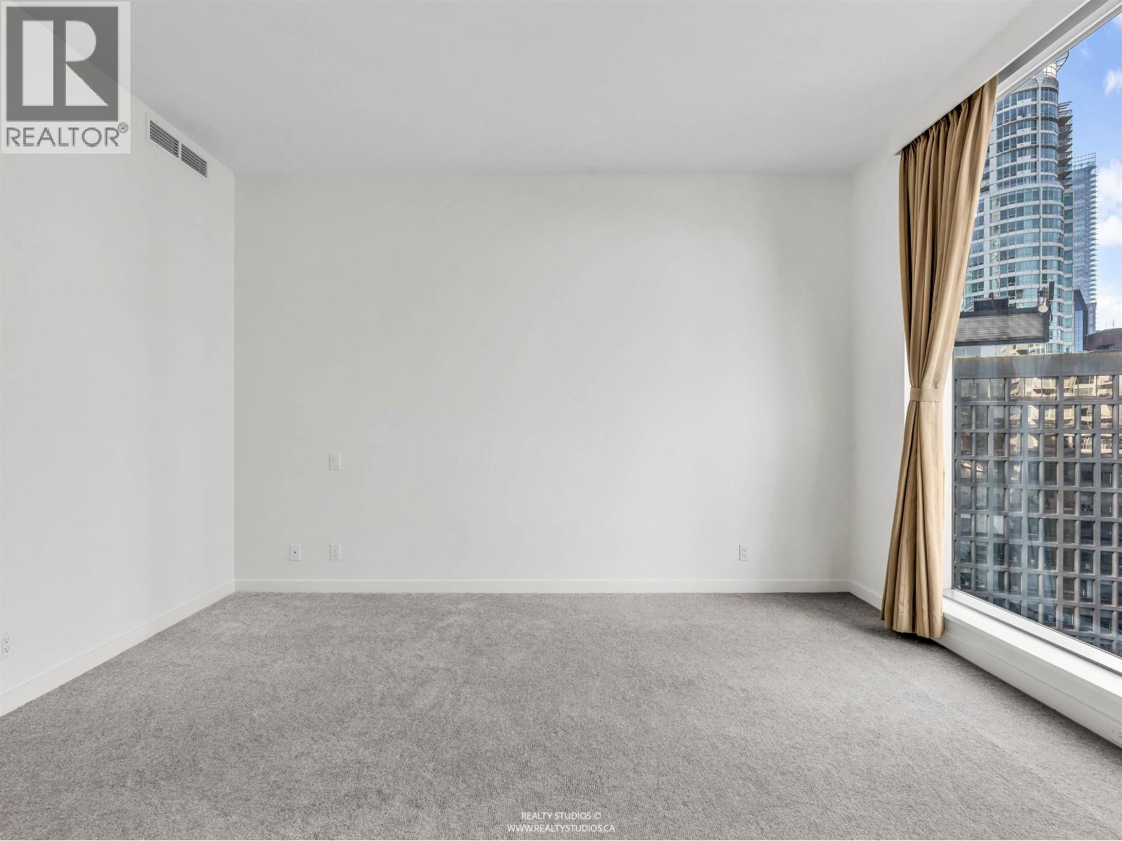 1301 277 THURLOW STREET, Vancouver