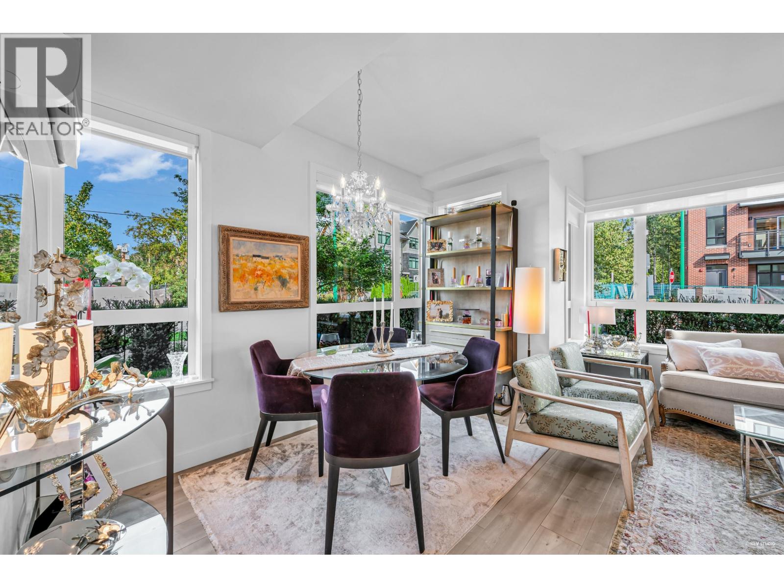 101 2035 GLENAIRE DRIVE, North Vancouver