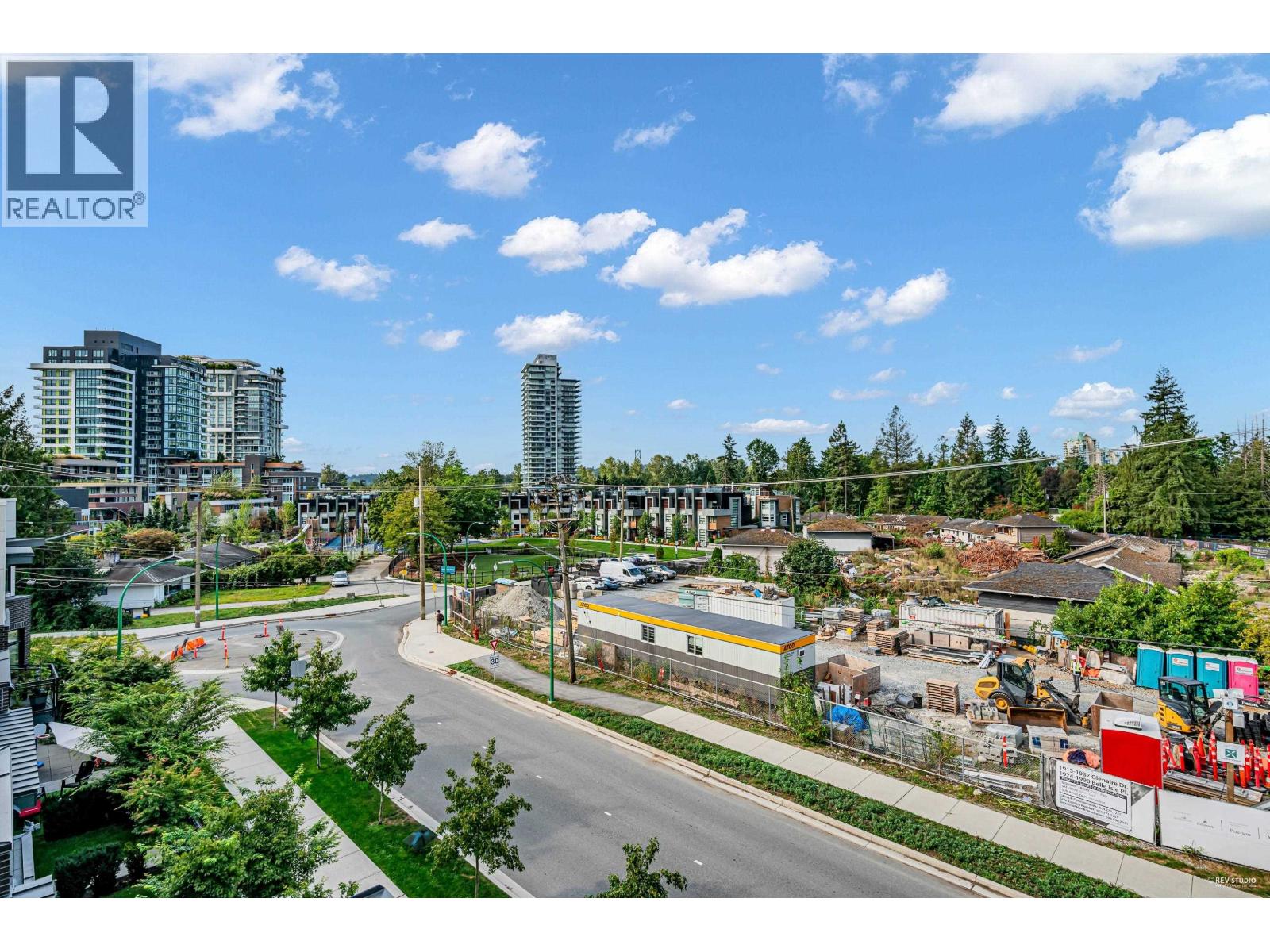 101 2035 GLENAIRE DRIVE, North Vancouver
