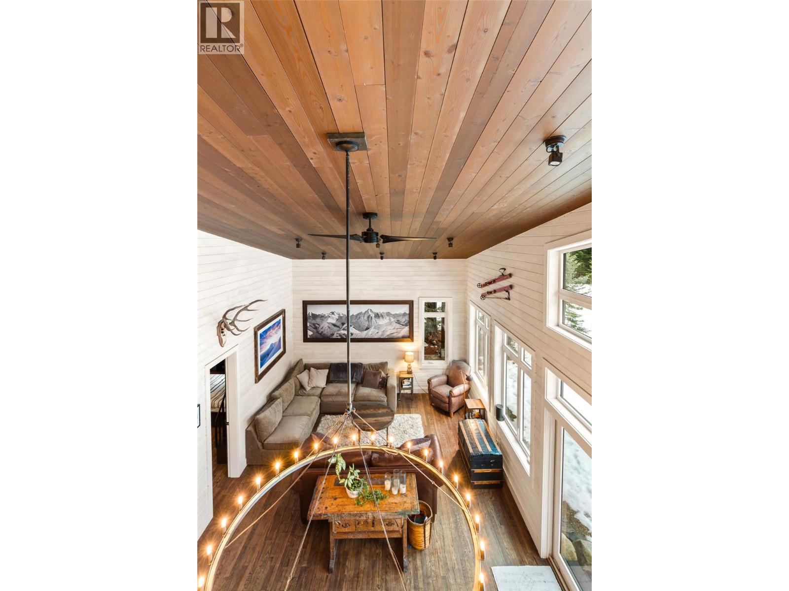 2083 Mountain Gate Road, Revelstoke