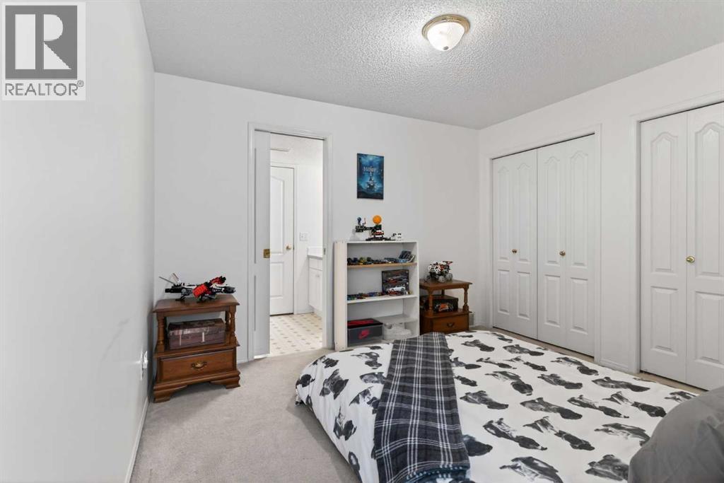 Single Family House Bungalow for Sale in  Sierra Morena Green SW Signal Hill Calgary 