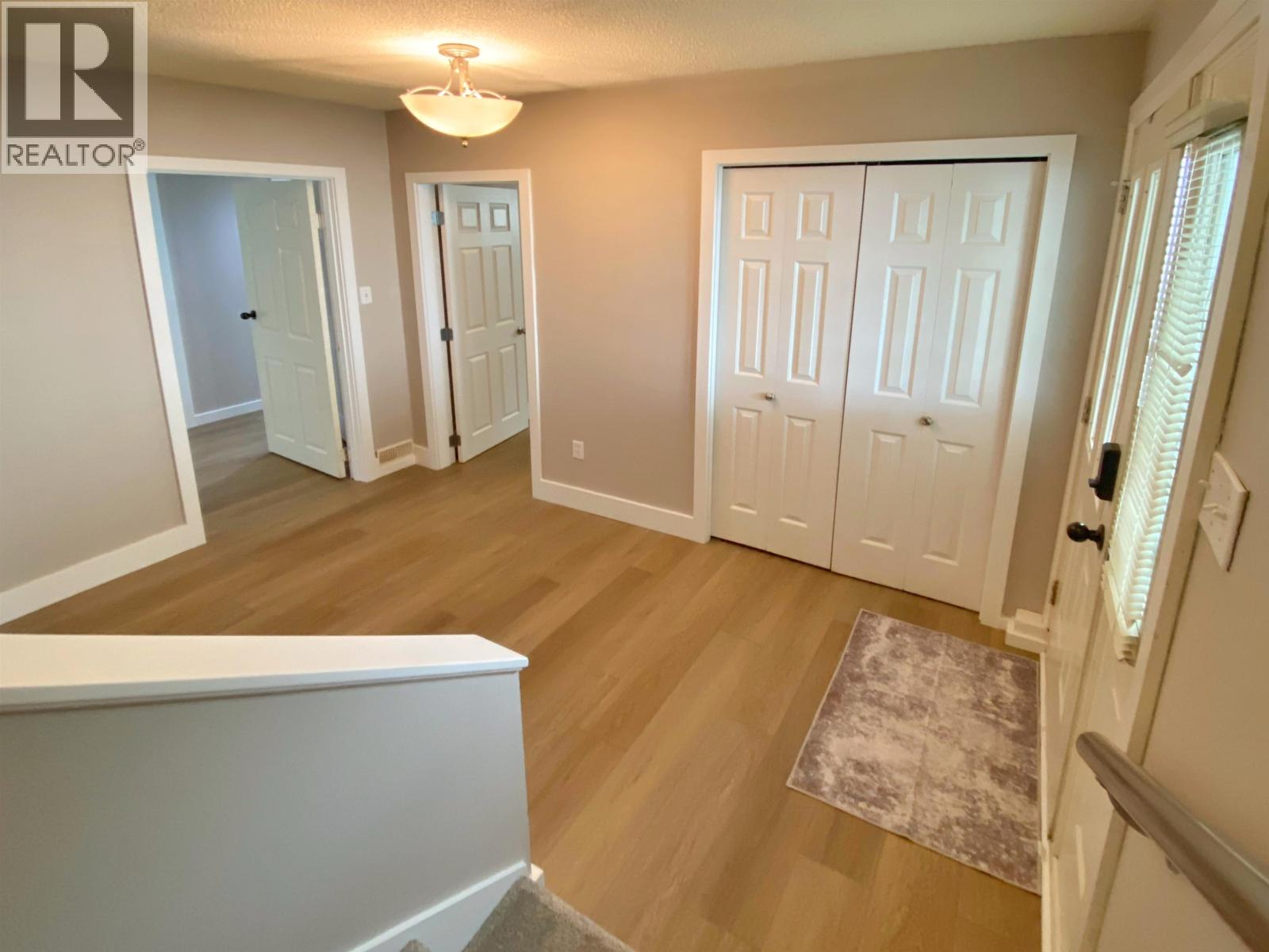 192 CRESTVIEW DRIVE - 9