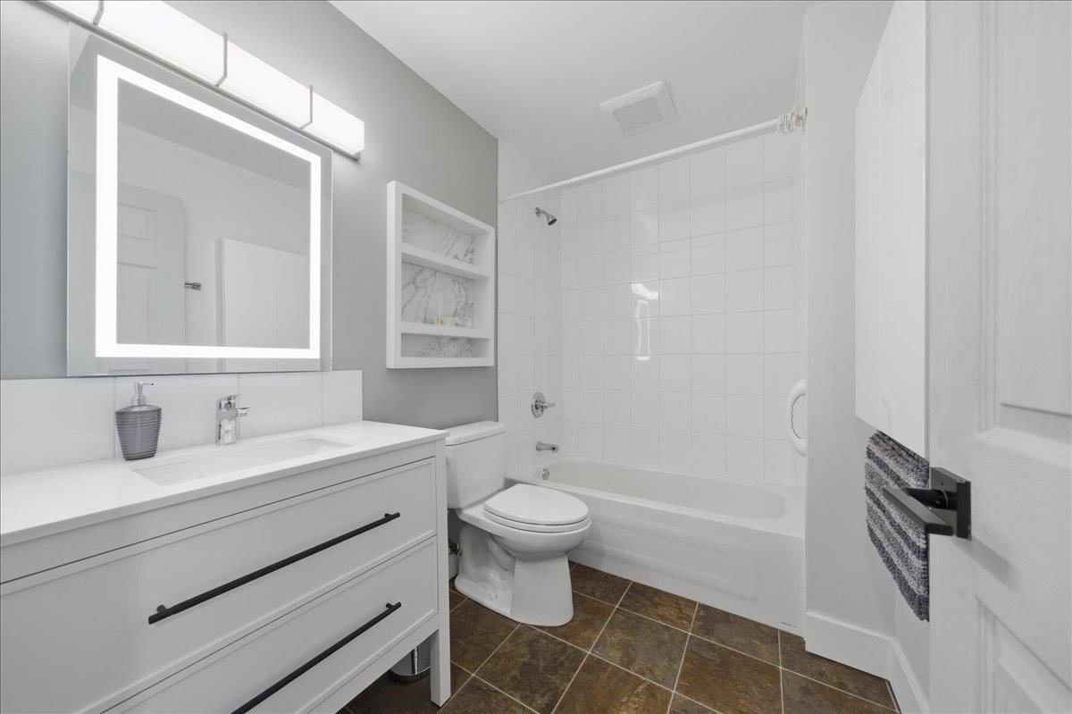 16533 26 AVENUE, Surrey