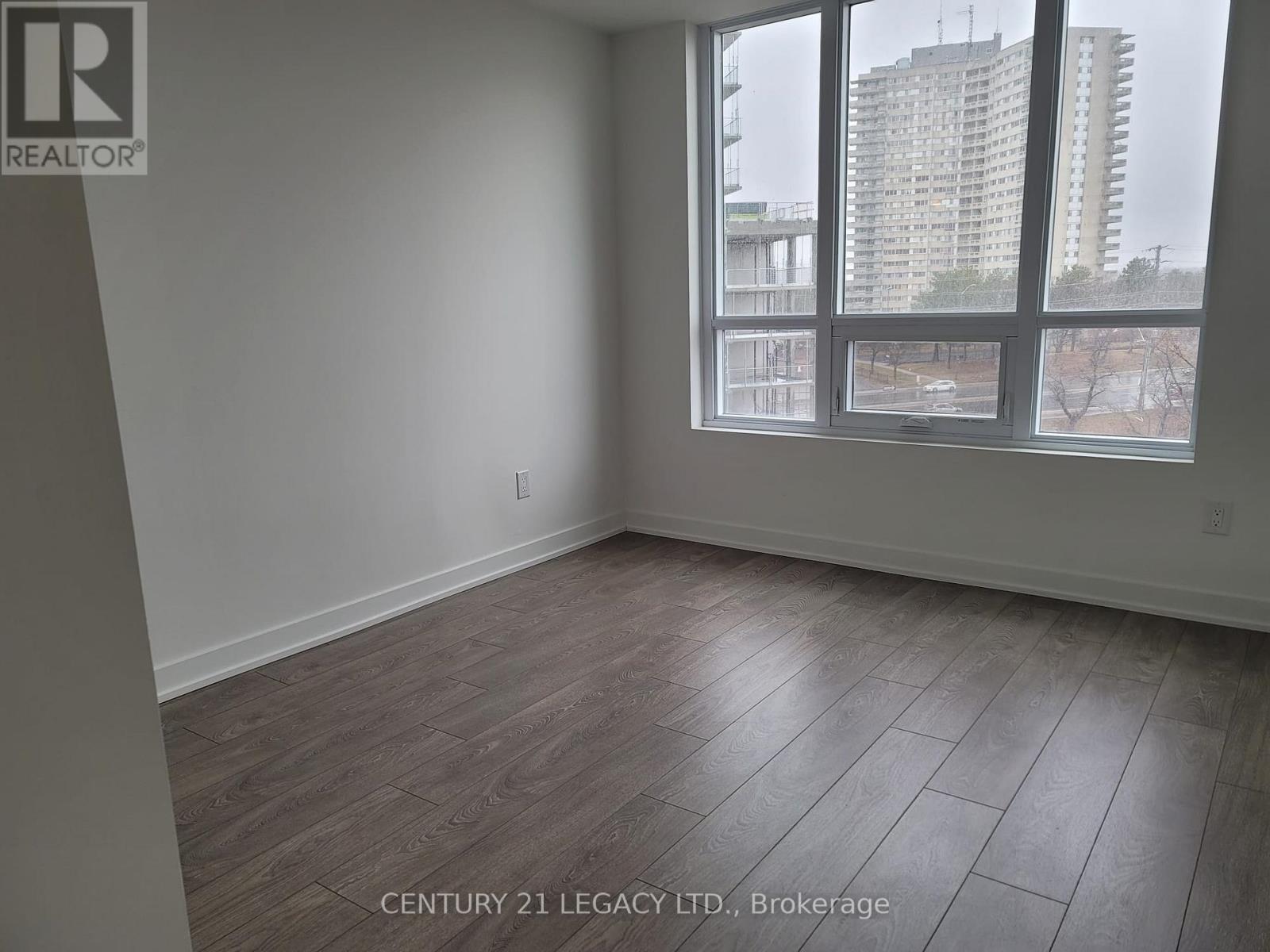 #603 225 MALTA AVENUE - 16