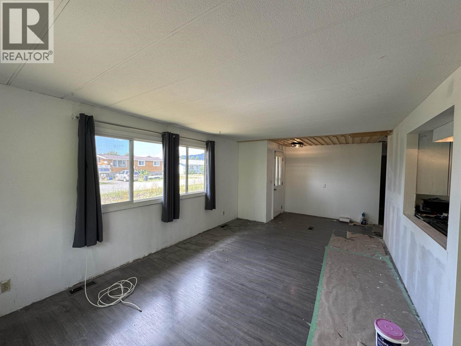 204 3RD AVENUE, Fort St. James