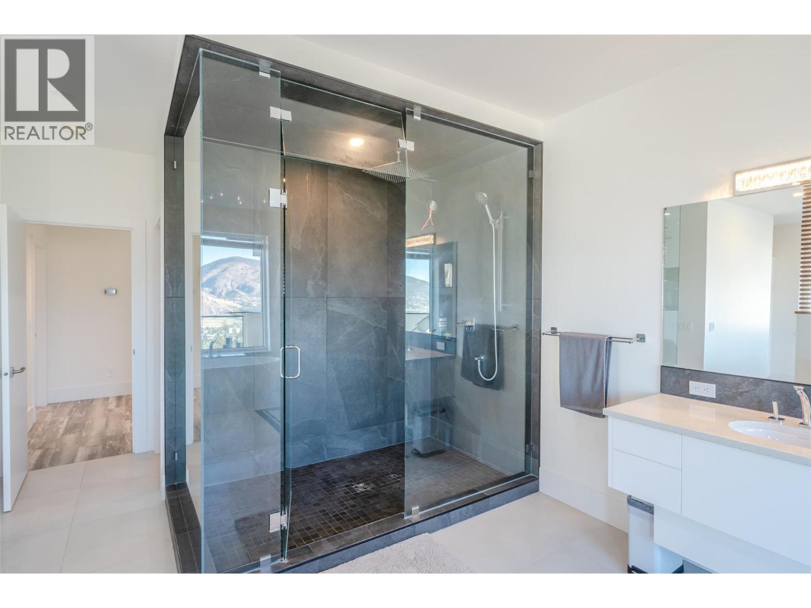 2776 Hawthorn Drive, Penticton