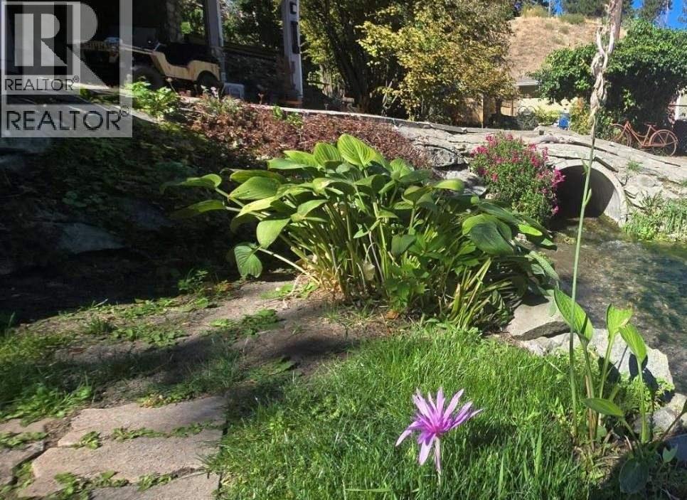 1602 85TH Street, Osoyoos