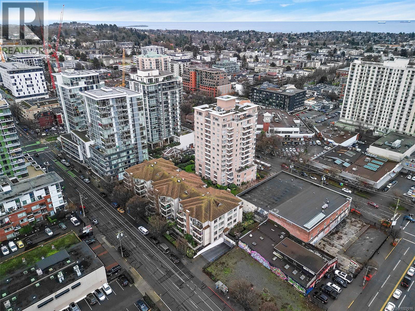 #302 935 Johnson St - 18