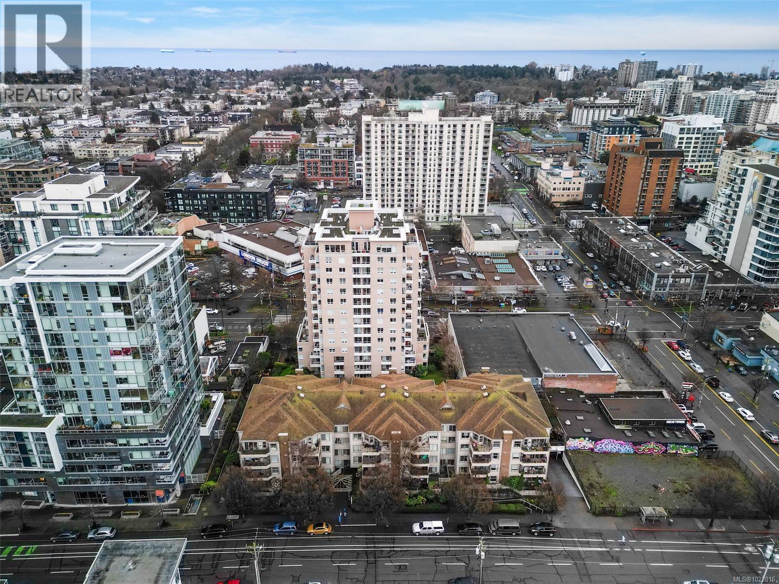 #302 935 Johnson St - 19