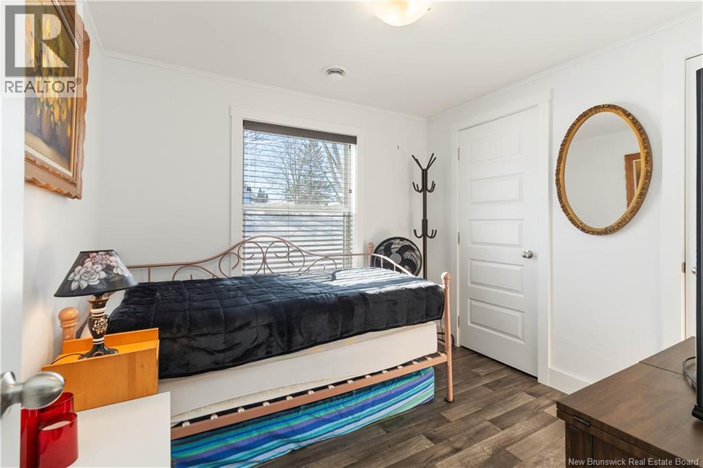 61 MOSS LANE - 20