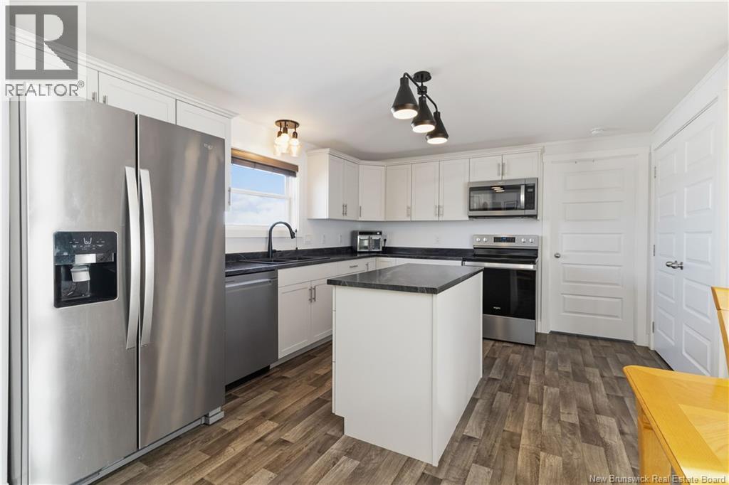 61 MOSS LANE - Image 3