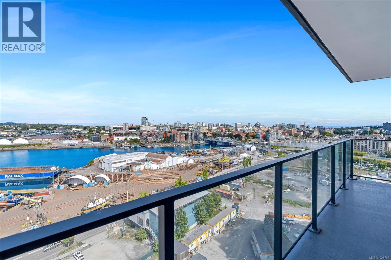 1208 363 Tyee Road, Victoria