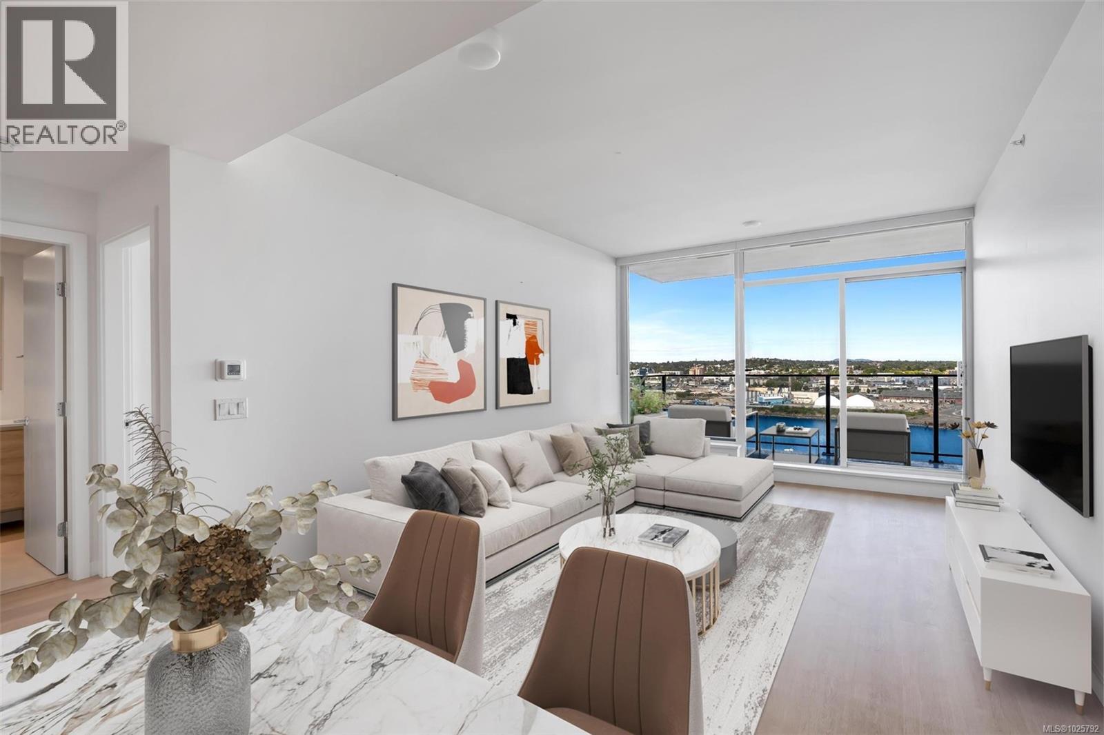 1208 363 Tyee Road, Victoria