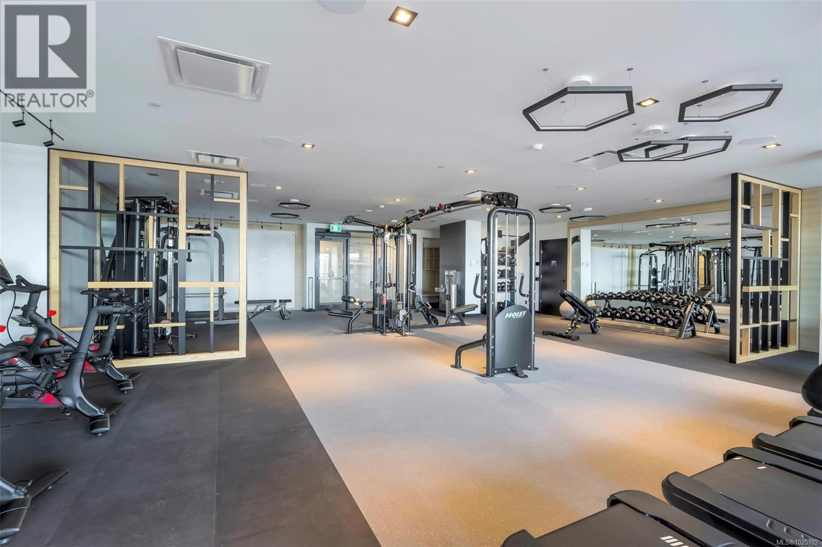 1208 363 Tyee Road, Victoria