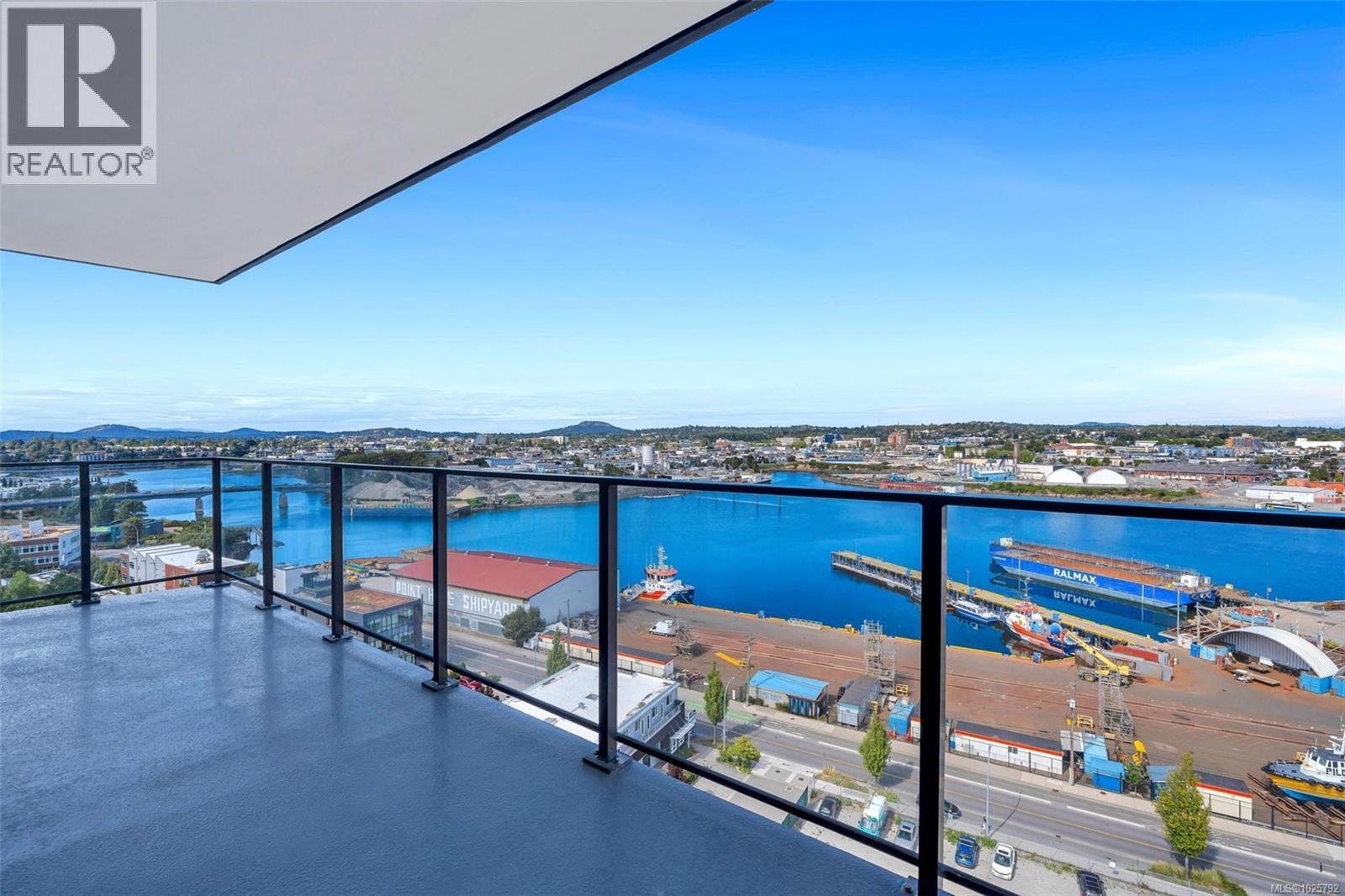 1208 363 Tyee Road, Victoria