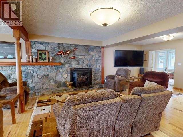 7397 STURT ROAD, Powell River