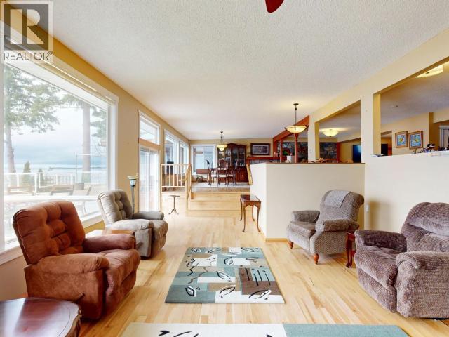 7397 STURT ROAD, Powell River