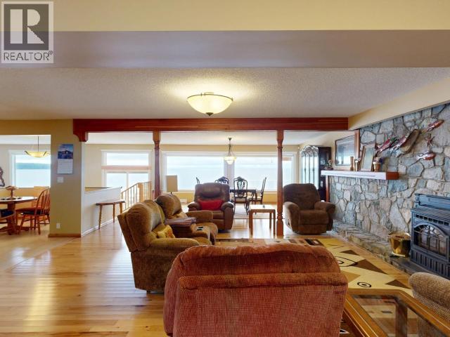 7397 STURT ROAD, Powell River