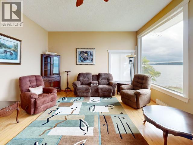 7397 STURT ROAD, Powell River