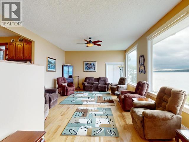 7397 STURT ROAD, Powell River