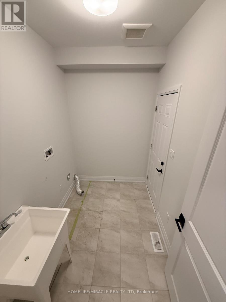 20 SWEET CICELY STREET - 14
