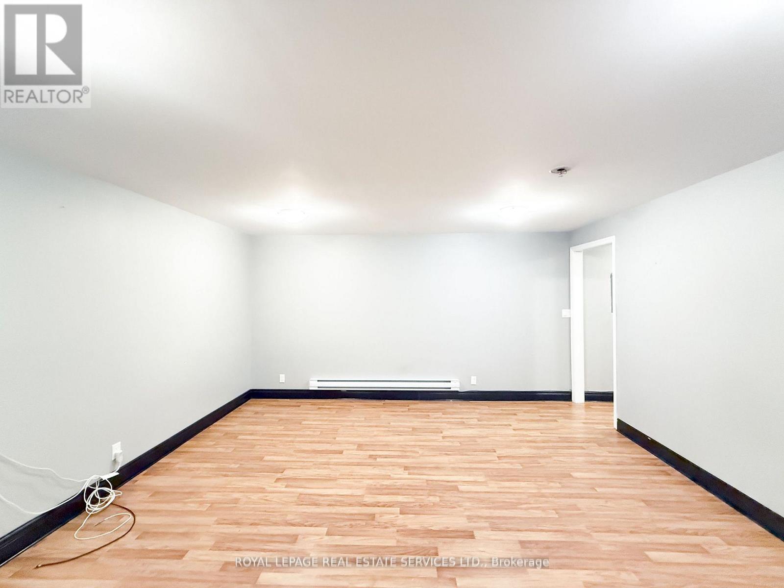 Listing photo of LOWER - 3352 DUNDAS STREET W