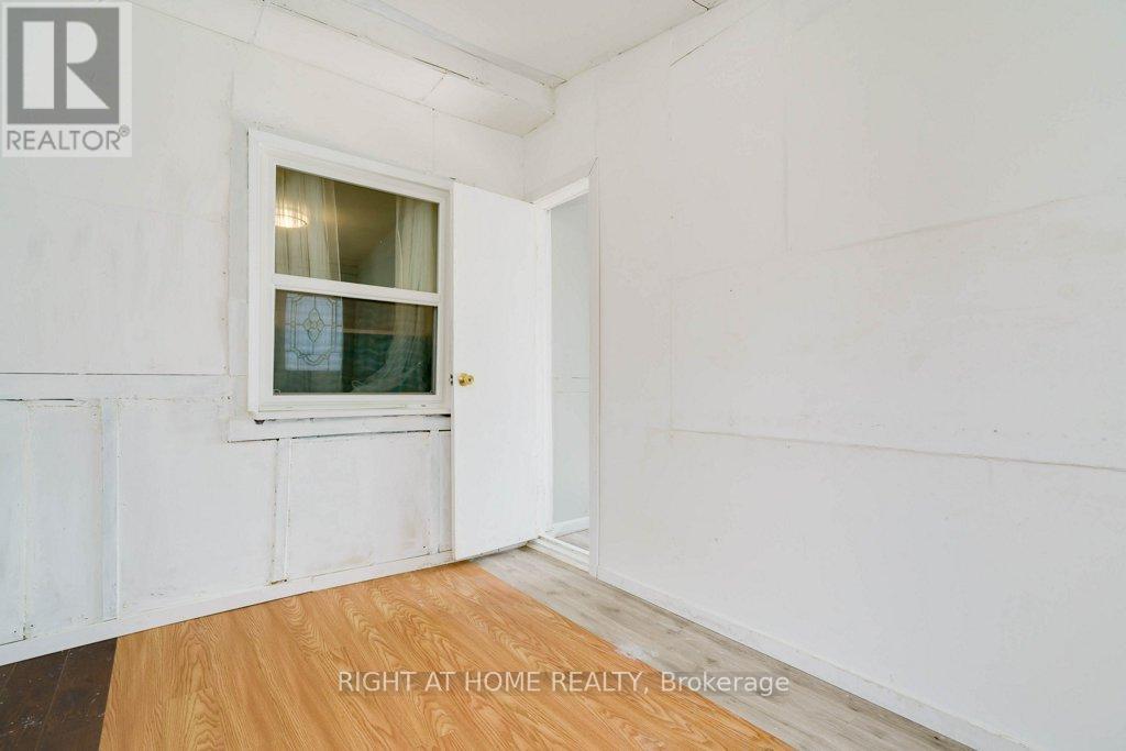 16 FORTY THIRD STREET - 26