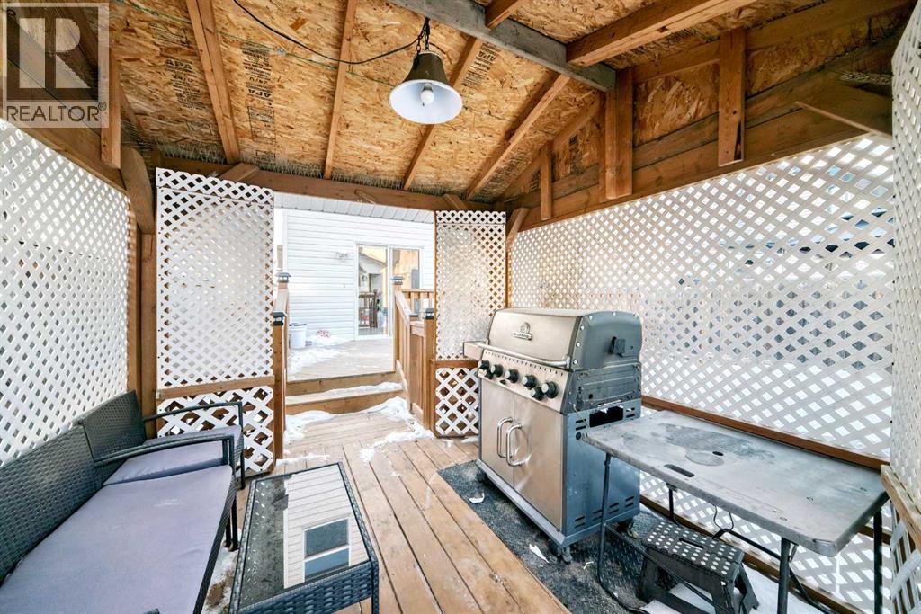 Single Family House for Sale in  Taravista Street NE Taradale Calgary 