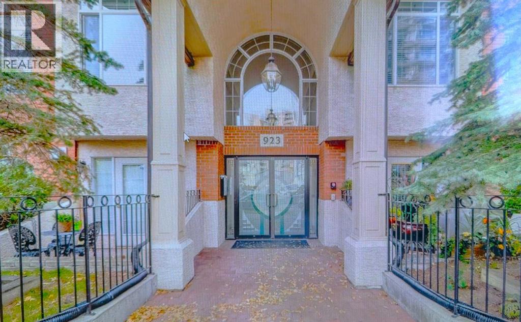 Single Family House Multi-level for Sale in    Avenue SW Beltline Calgary 