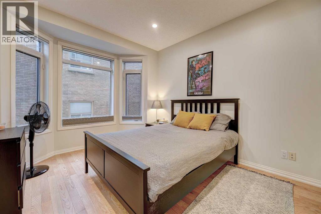 Single Family House Multi-level for Sale in    Avenue SW Beltline Calgary 