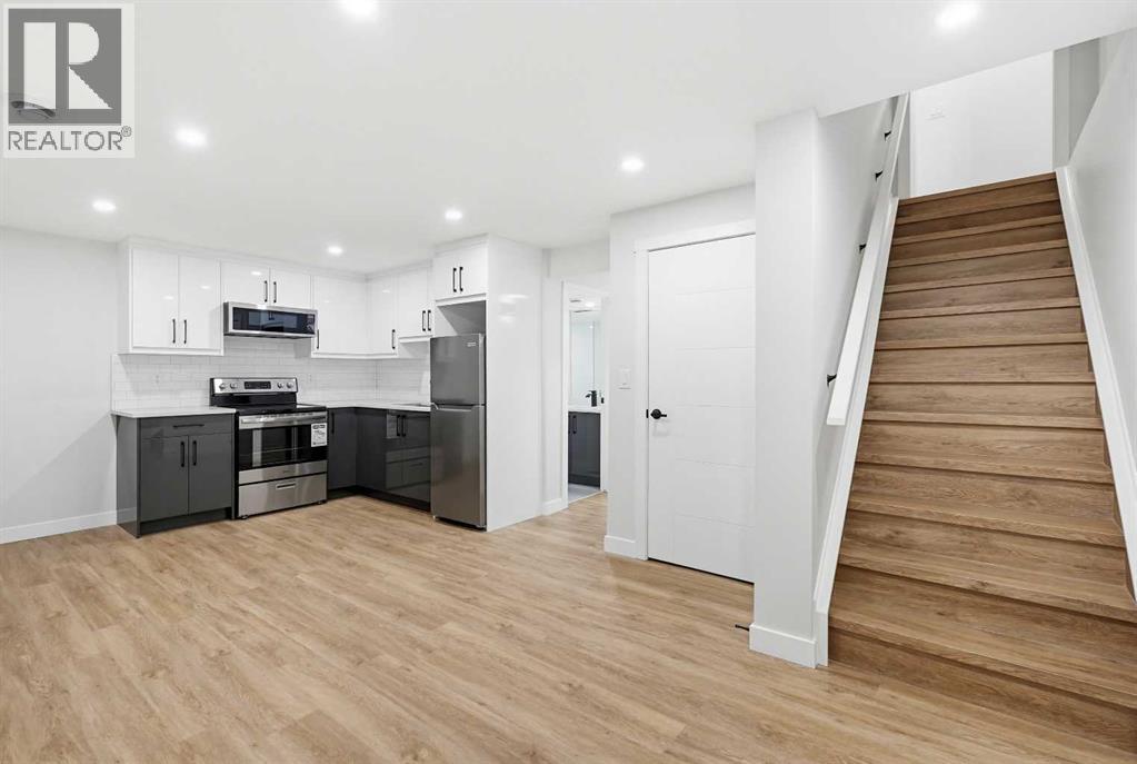 Single Family House for Sale in  Pensacola Crescent SE Penbrooke Meadows Calgary 